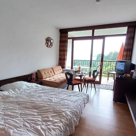 Apartment La7 Seeblick Haus Mit Direktem Seezugang Am Ossiachersee Landskron